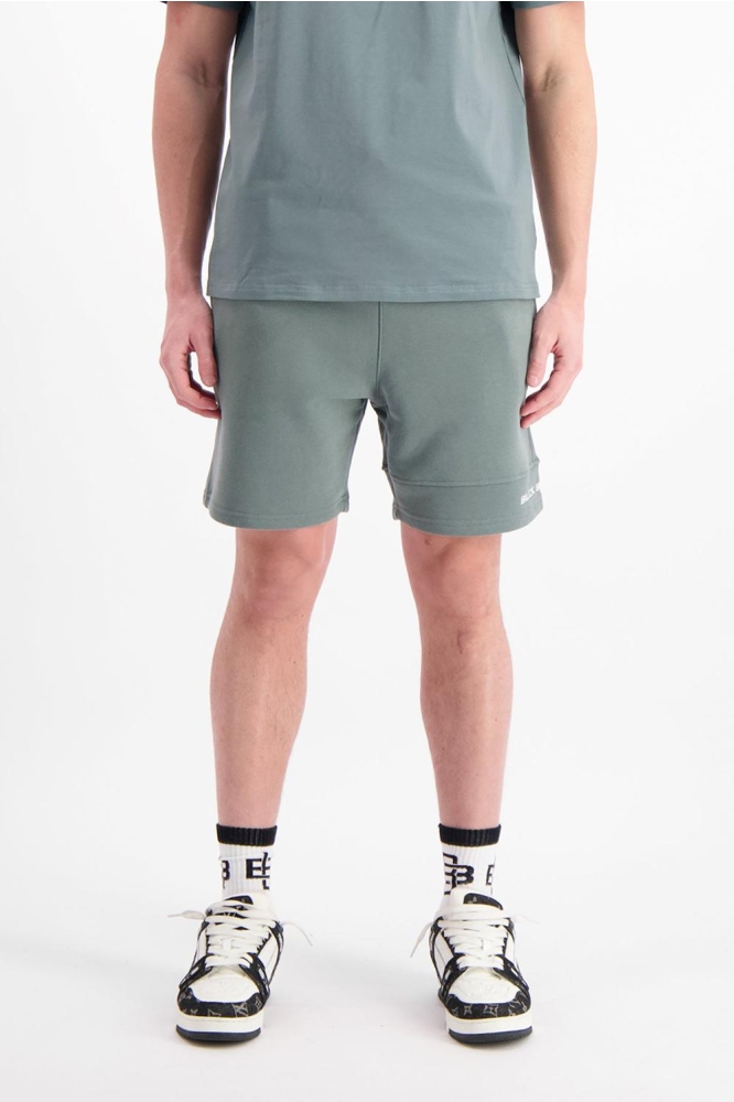 FORCE SWEATSHORTS 1 125 5 01 GREEN